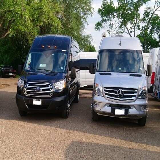 Why AAdmirals is Your Best Choice for IAH & Hobby Airport Transfers